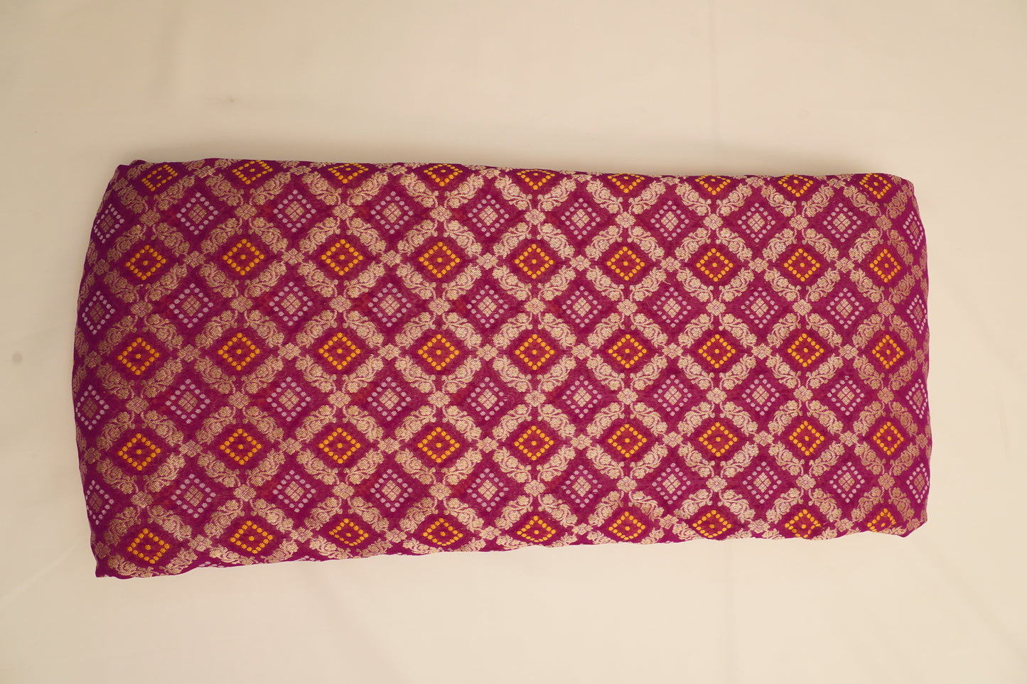 Pure magenta Pink Bandhani Banarasi