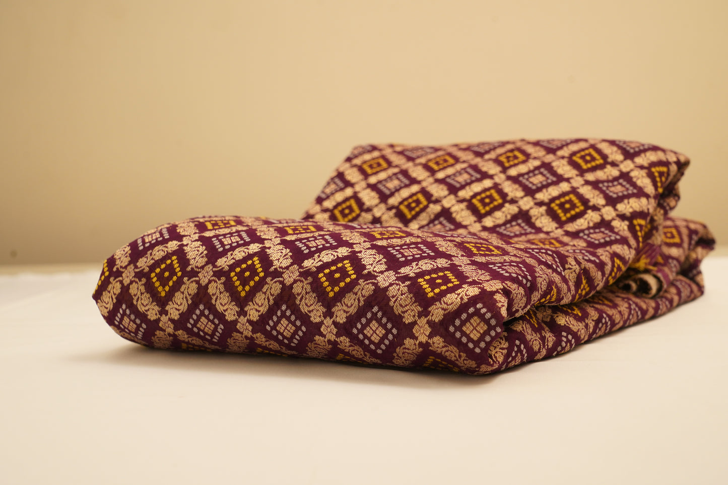 Pure wine Bandhani Banarasi – Royal & Elegant Style