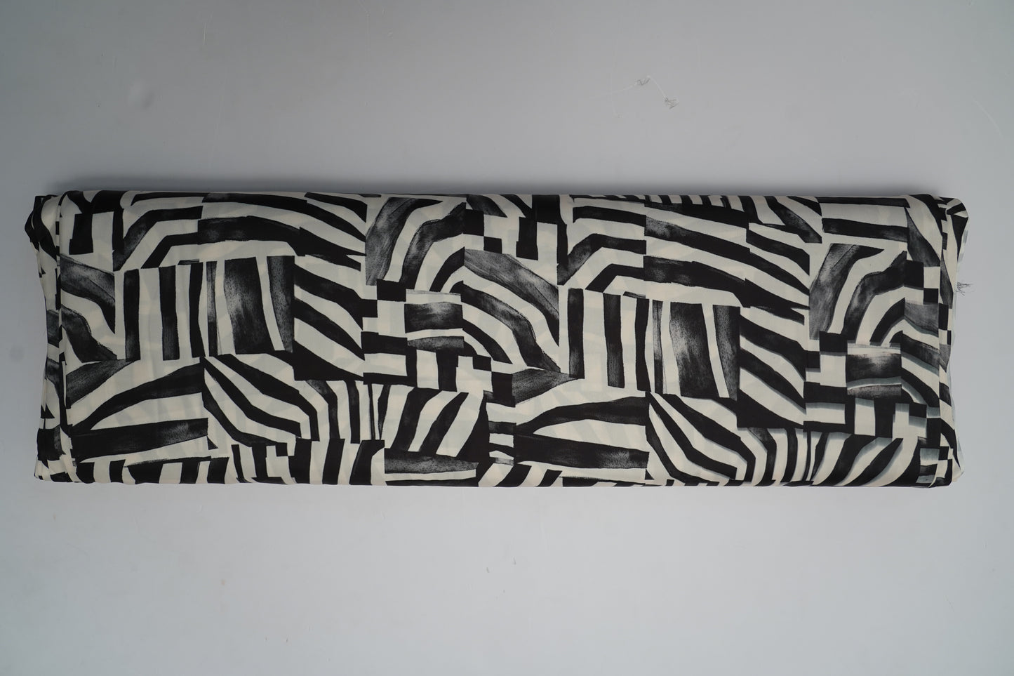 HEAVY SATIN GEORGETTE - Cream base