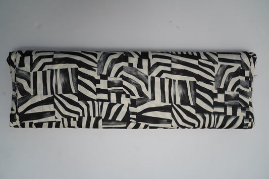 HEAVY SATIN GEORGETTE - Cream base