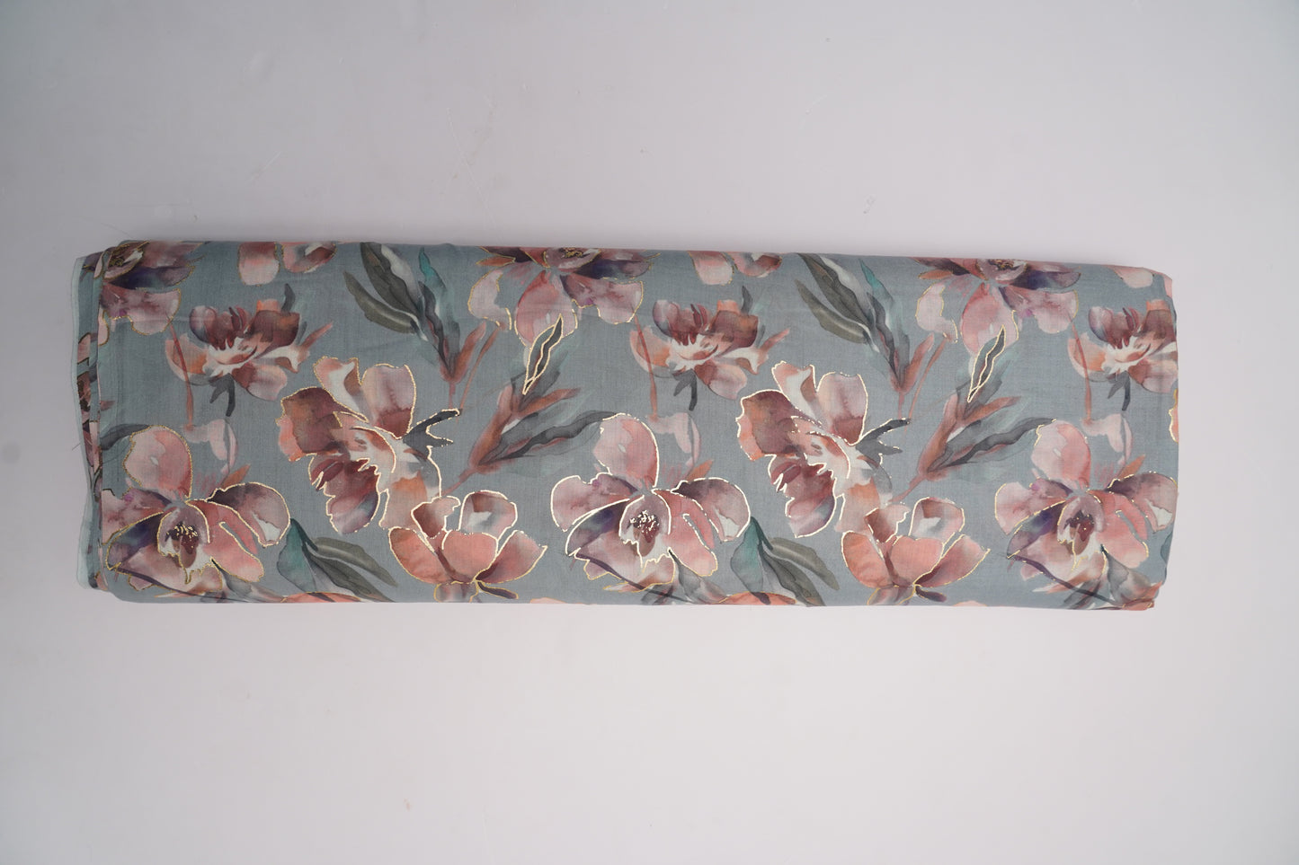 COTTON CAMBRIC WITH FOIL - Soft grey base