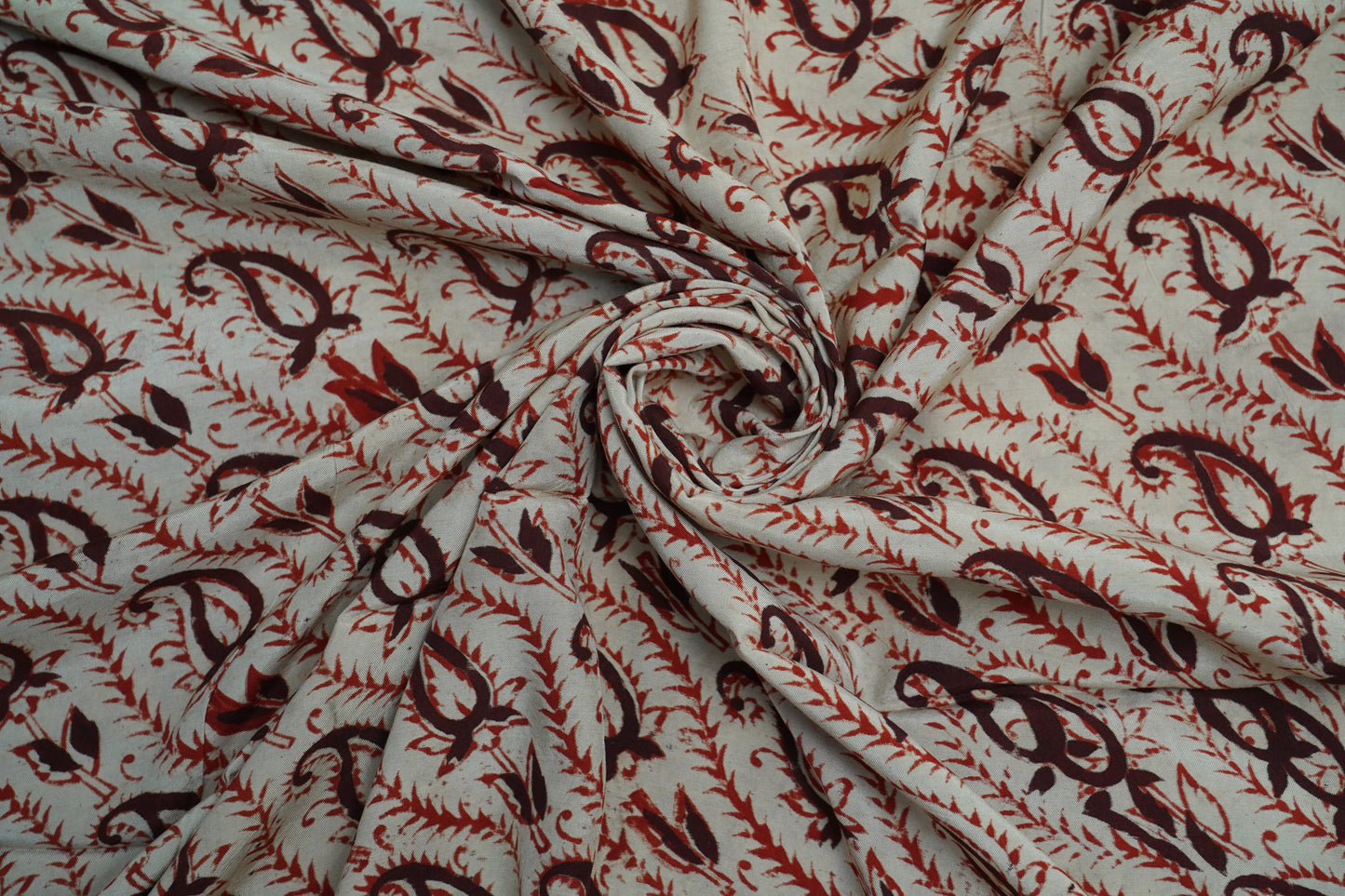 KALAMKARI SILK - Soft beige base